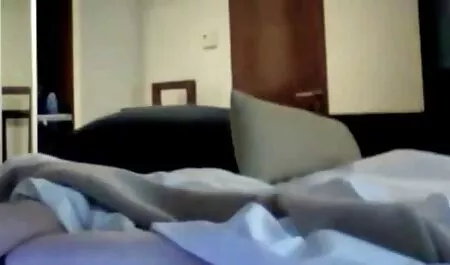 Die Mädchen erliegen ...